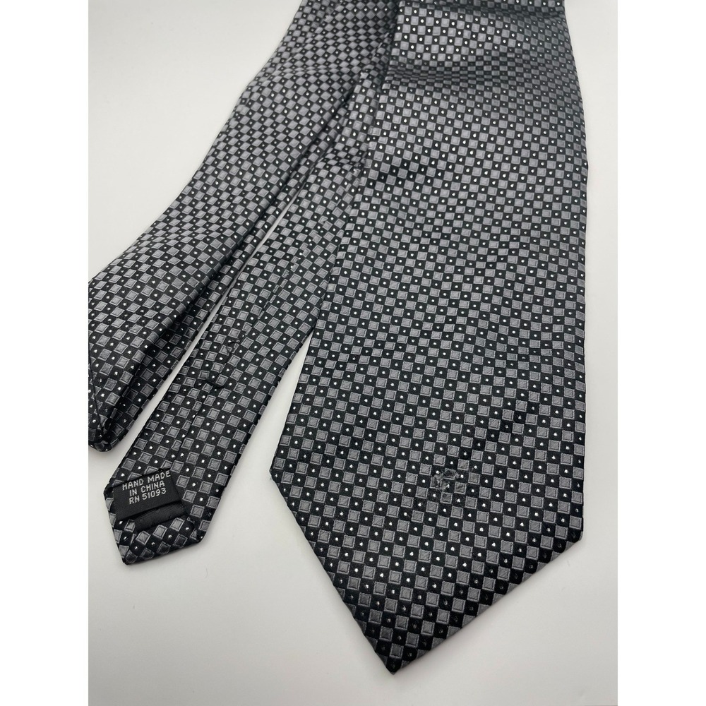 Ferucci Mens Silk Blend Geometric Grid Necktie Black Silver Hand Made RN 51093